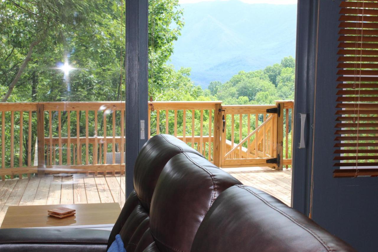Hummingbird Villa Gatlinburg Exterior photo