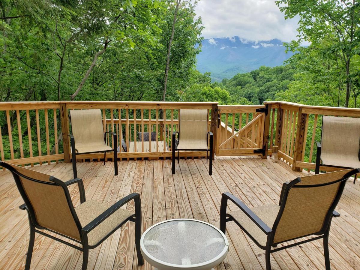 Hummingbird Villa Gatlinburg Exterior photo