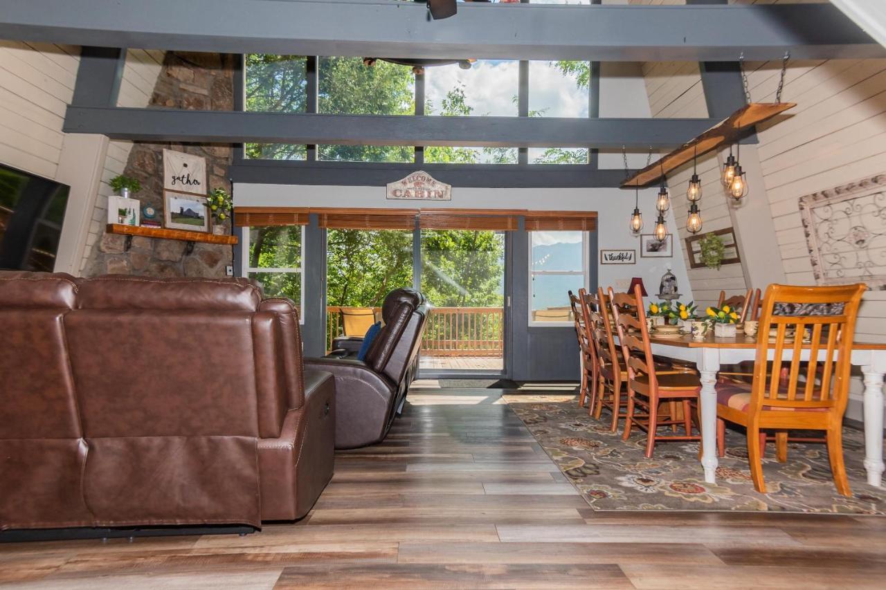 Hummingbird Villa Gatlinburg Exterior photo