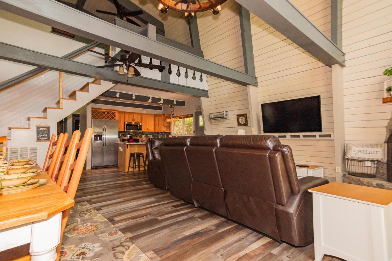 Hummingbird Villa Gatlinburg Exterior photo