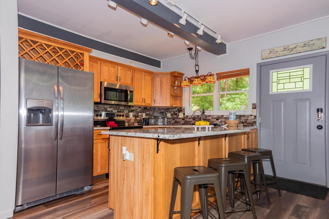 Hummingbird Villa Gatlinburg Exterior photo
