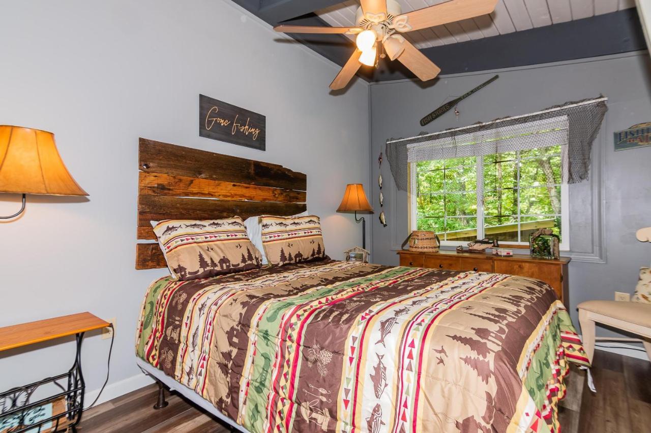 Hummingbird Villa Gatlinburg Exterior photo
