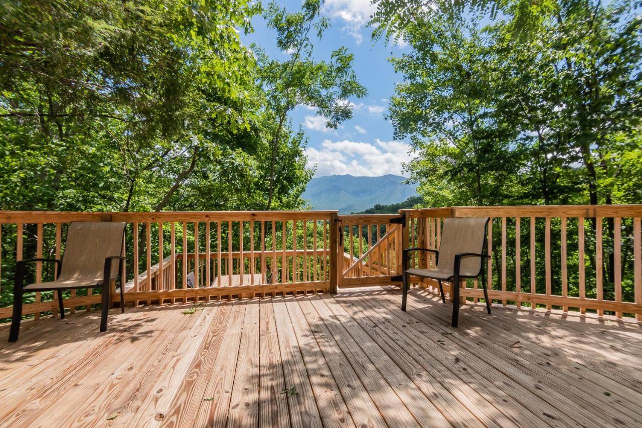 Hummingbird Villa Gatlinburg Exterior photo