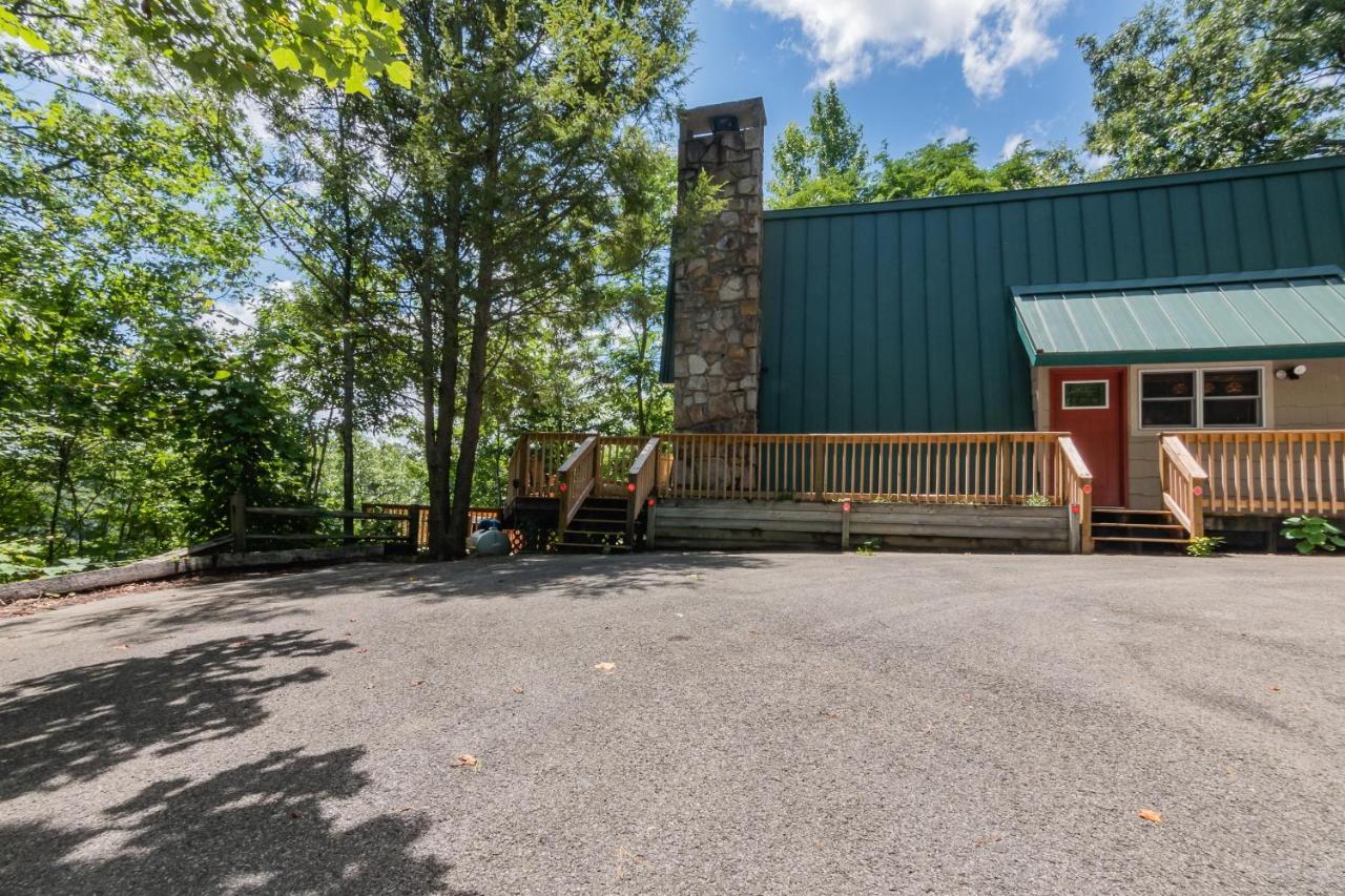 Hummingbird Villa Gatlinburg Exterior photo